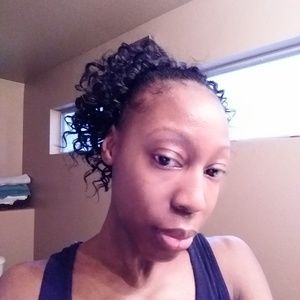 Meet your Posher, Ariele